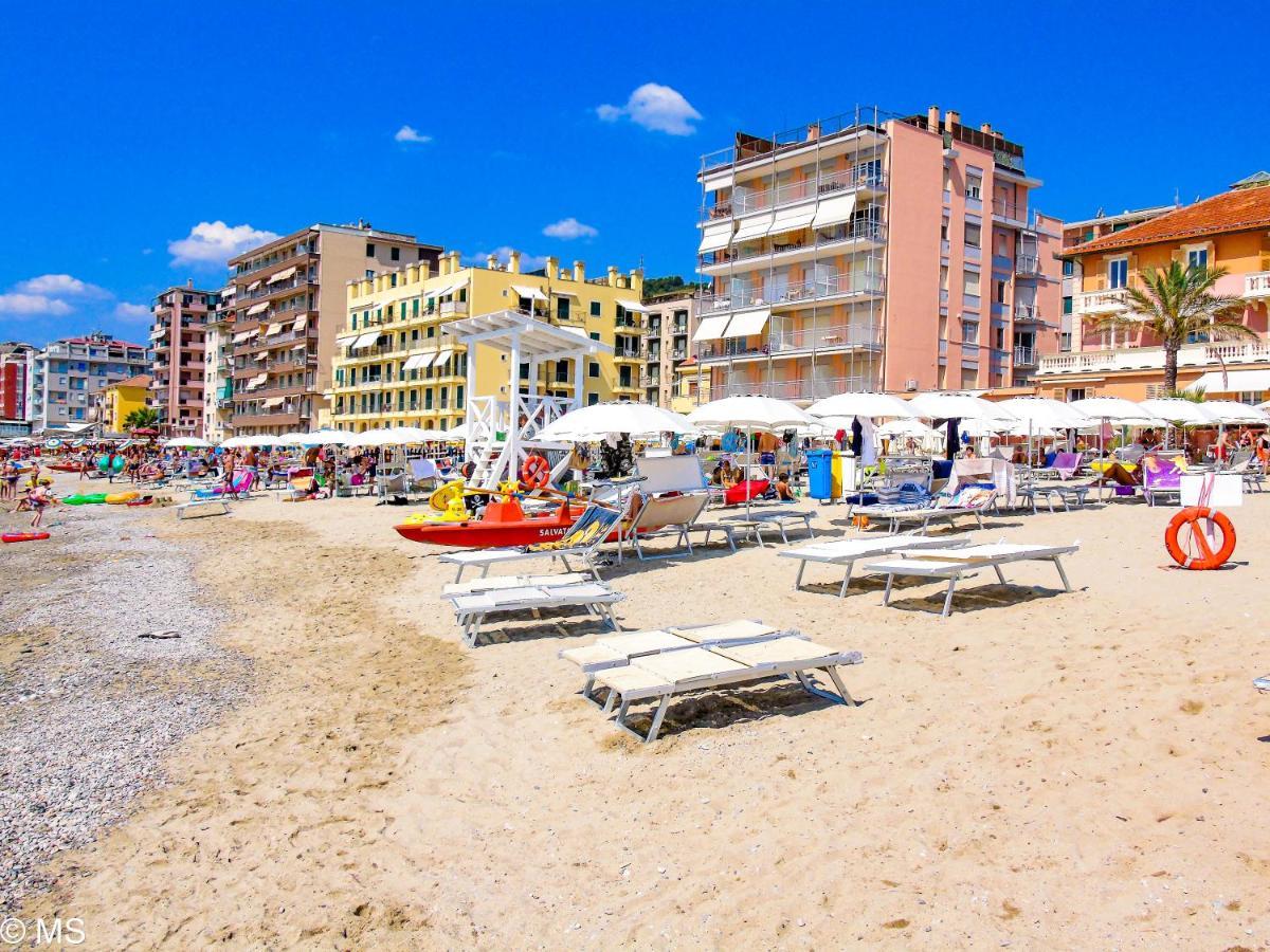 Pietra Home, Posto Auto, Ac ,Wifi, 150Mt Dal Mare Pietra Ligure Exterior photo
